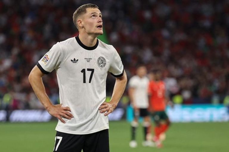 فلوريان فيرتز كريستيانو رونالدو قائد منتخب البرتغال