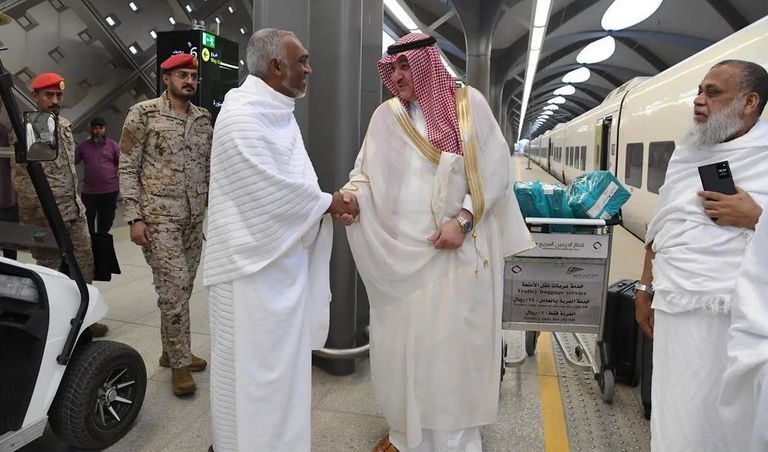 رئيس موريتانيا لدى وصوله للسعودية لأداء مناسك الحج