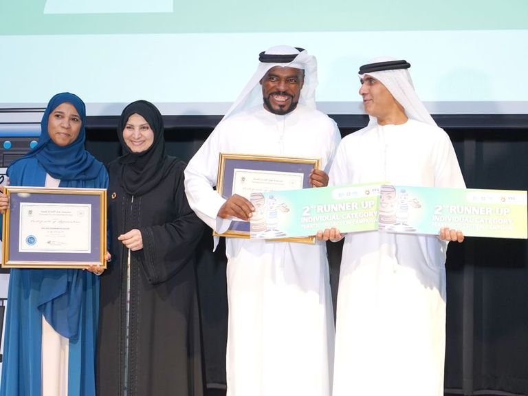 مبادرات إماراتية ملهمة لمكافحة التلوث البلاستيكي بالعالم