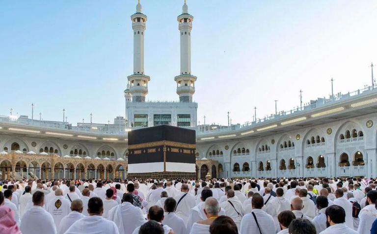 صلاة العيد بالمسجد الحرام