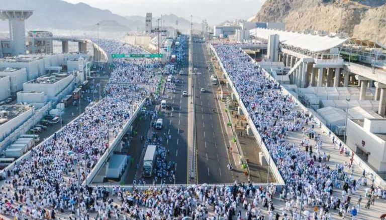 الحجاج في منى