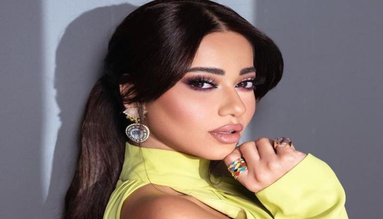 الفنانة العراقية رحمة رياض