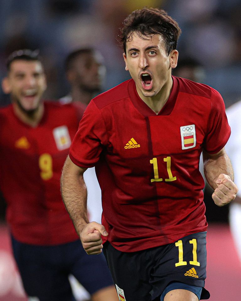 ميكيل أويارزابال ميكيل أويارزابال نجم منتخب إسبانيا