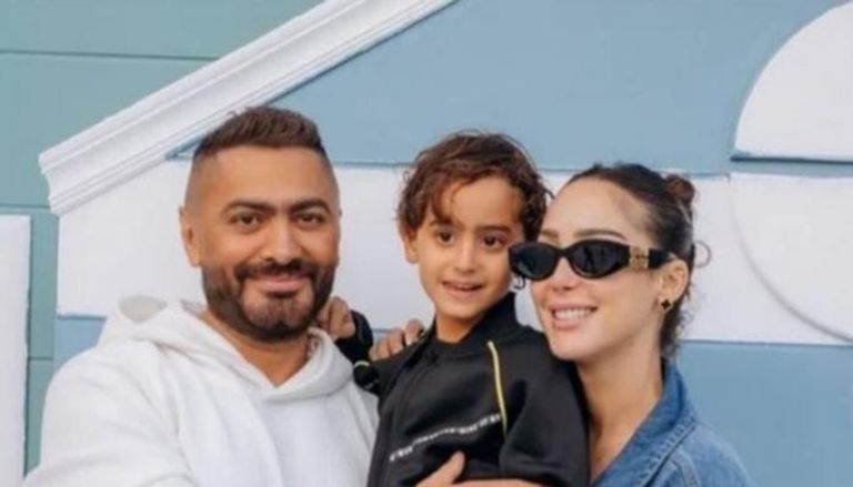 تامر حسني وبسمة بوسيل وابنهما