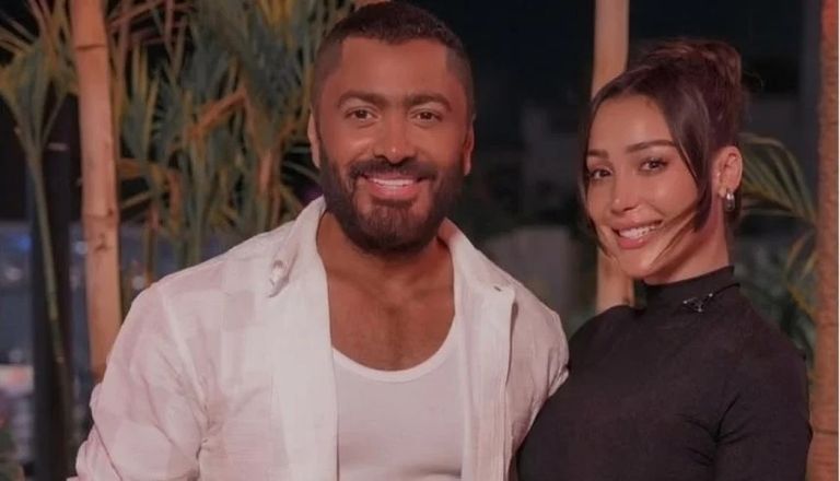 تامر حسني وبسمة بوسيل وابنهما