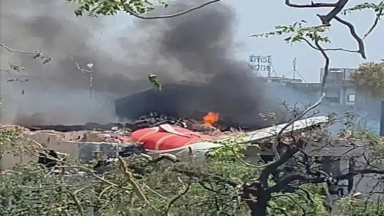 الطائرة الهندية المنكوبة