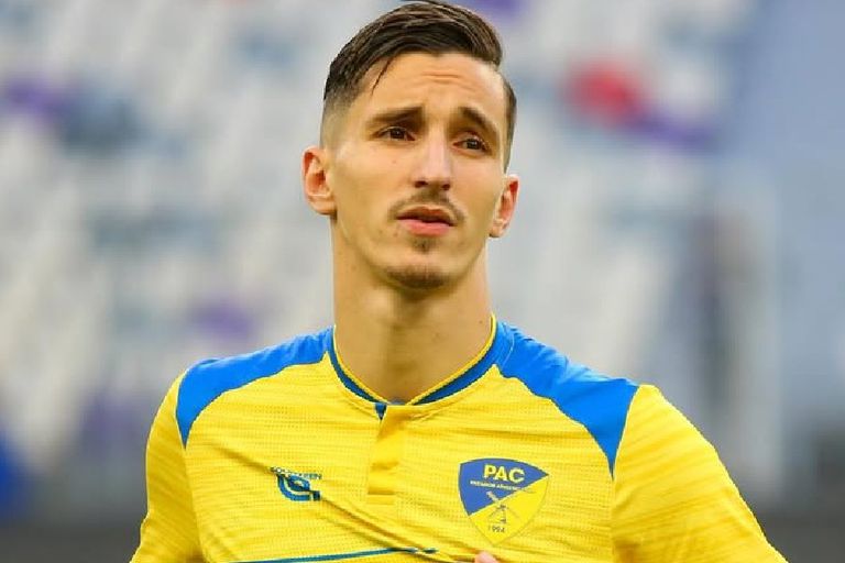 عادل بولبينة، موهبة بارادو 