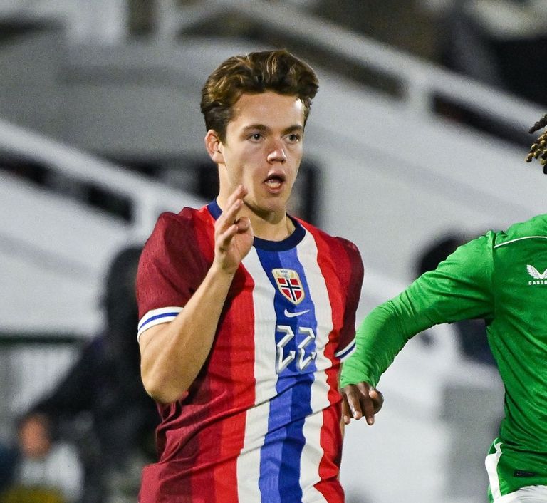 سفيري نيبان سفيري نيبان لاعب مانشستر سيتي الجديد