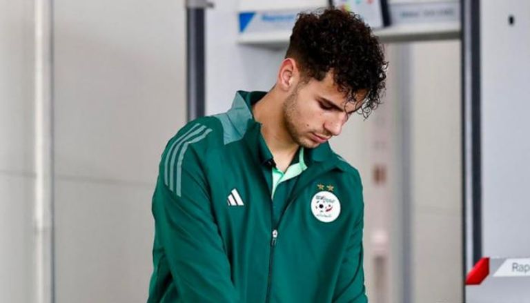 شياخة مهاجم منتخب الجزائر