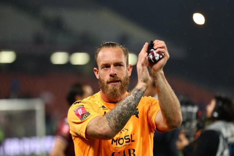 ألكسندر أوكيدجا مهدي زفان