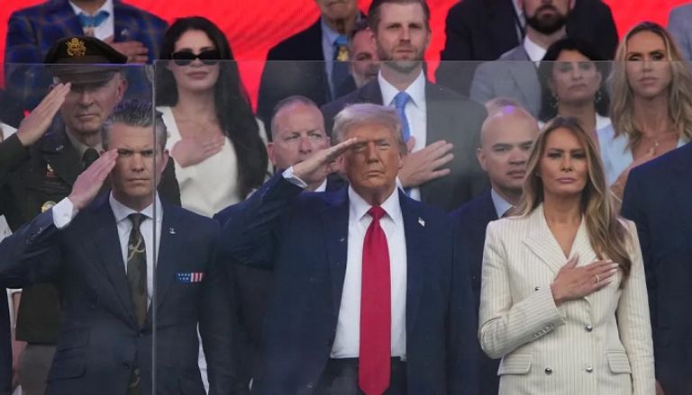 كلاب روبوتية شاركت في العرض العسكري