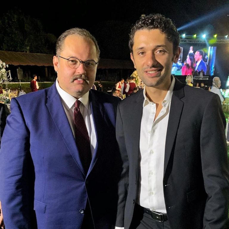 محمد محمود عبد العزيز يهنئ شقيقه بعيد ميلاده