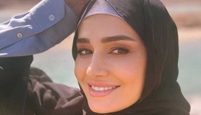 حقيقة عودة حلا شيحة لطليقها الكندي حقيقة عودة حلا شيحة لطليقها الكندي