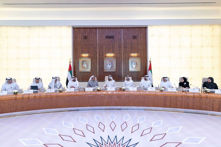 جانب من اجتماع مجلس الوزراء الإماراتي