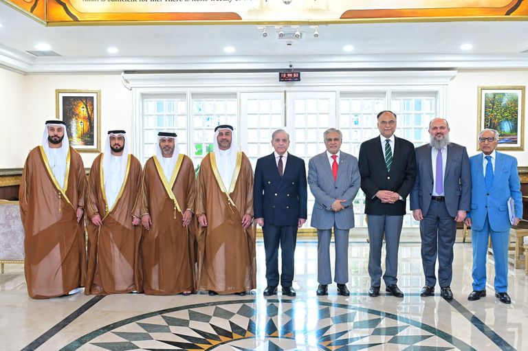 علما الإمارات وباكستان
