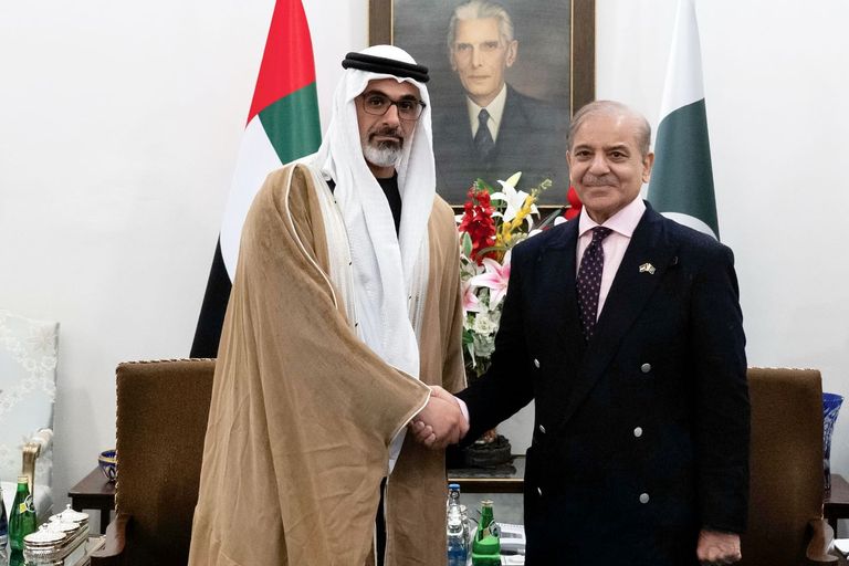 علما الإمارات وباكستان
