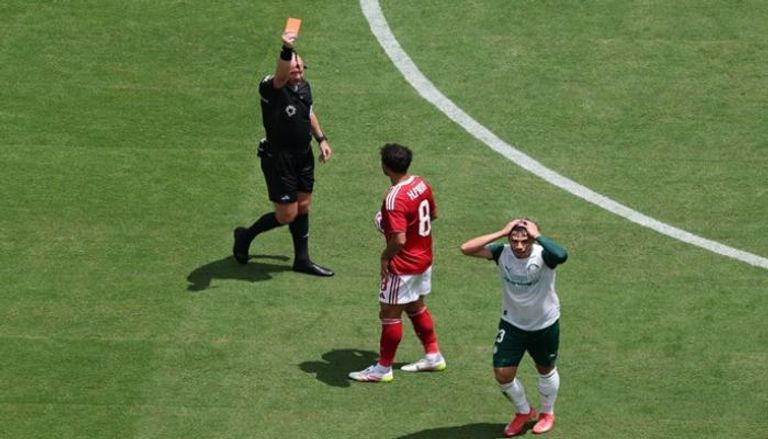 واقعة طرد لاعب بالميراس ضد الأهلي