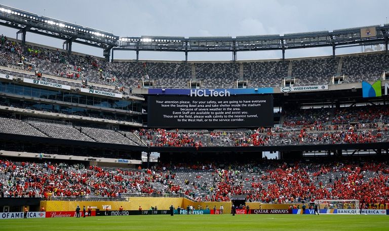 إيقاف مباراة الأهلي وبالميراس بسبب سوء الأحوال الجوية