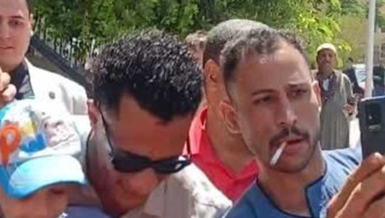 محمد رمضان وابنه