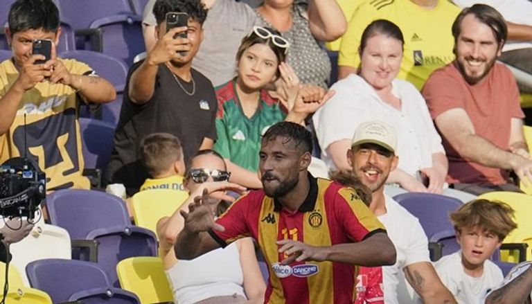 يوسف بلايلي نجم منتخب الجزائر