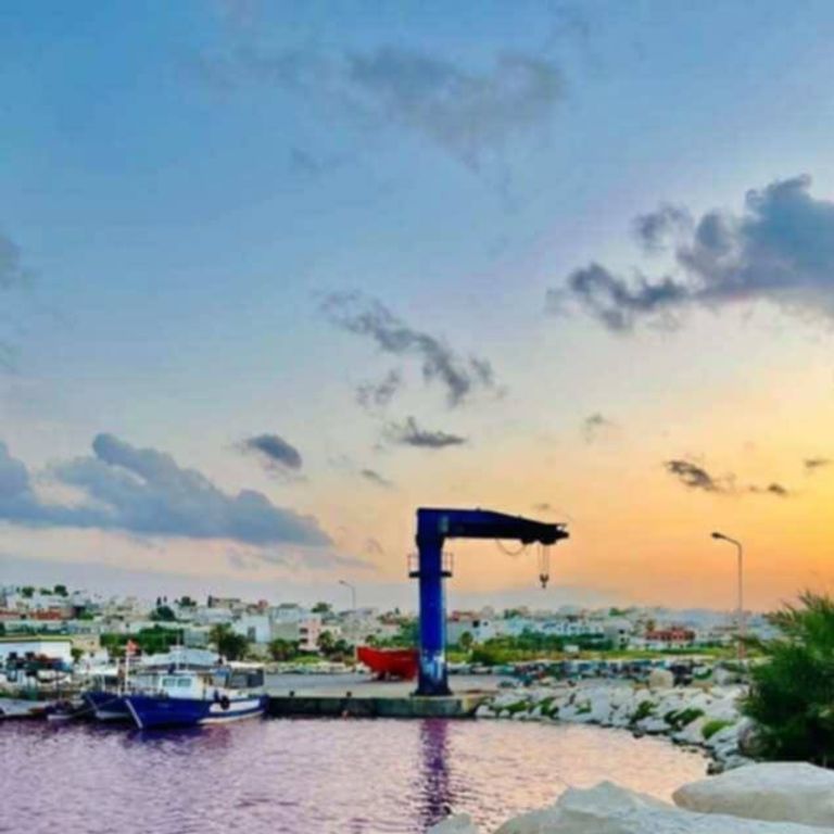 تلوث شواطئ محافظة المنستير التونسية