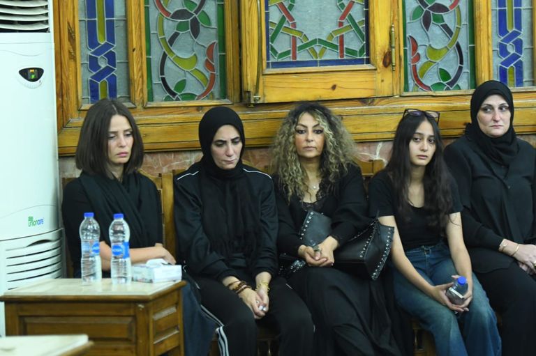 عزاء والدة المخرجة سارة وفيق