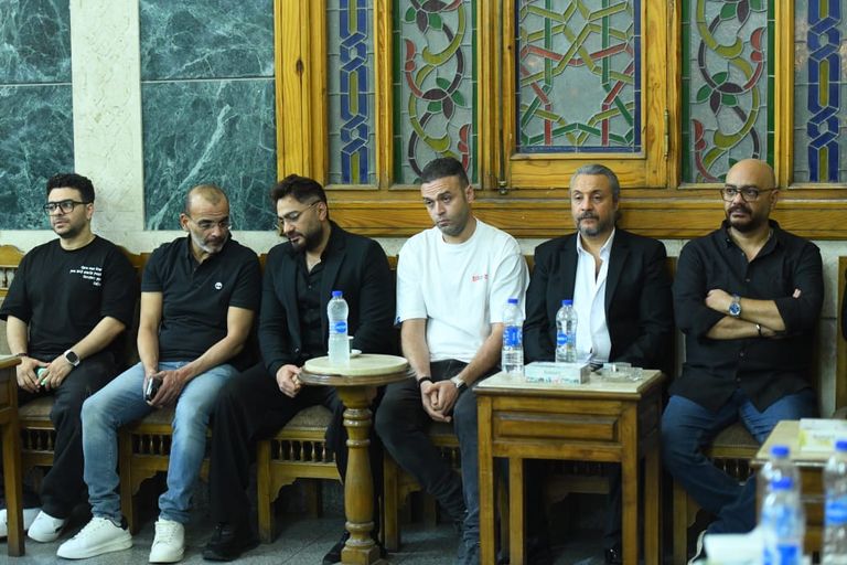 عزاء والدة المخرجة سارة وفيق 