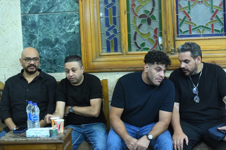 عزاء والدة المخرجة سارة وفيق 