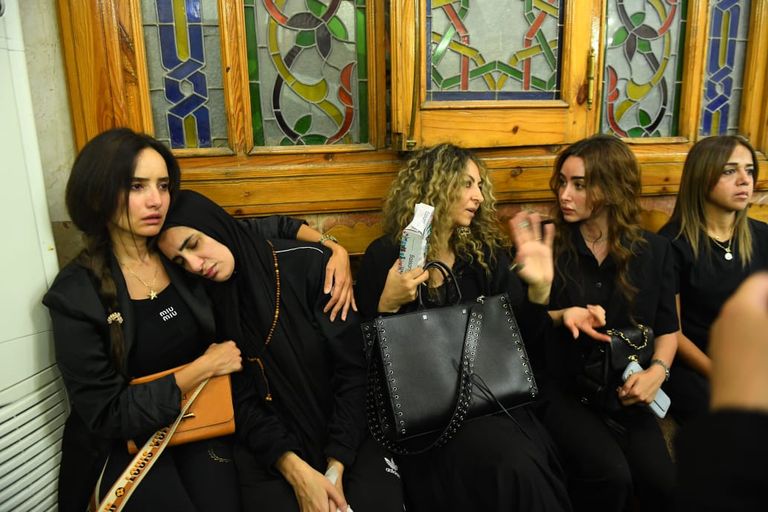 عزاء والدة المخرجة سارة وفيق 