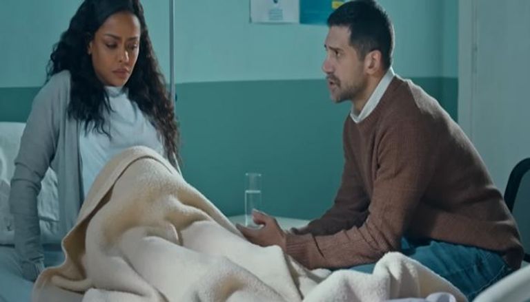أحمد مجدي وأسماء أبواليزيد في لقطة من مسلسل فات الميعاد