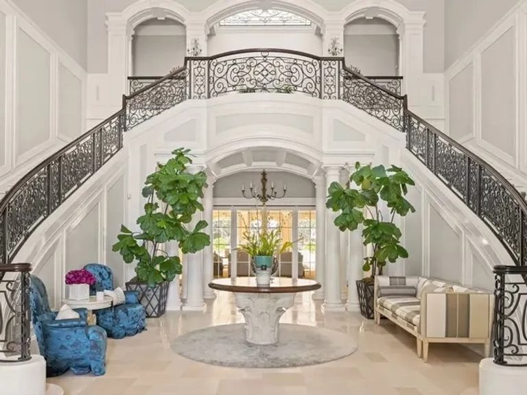 باريس هيلتون