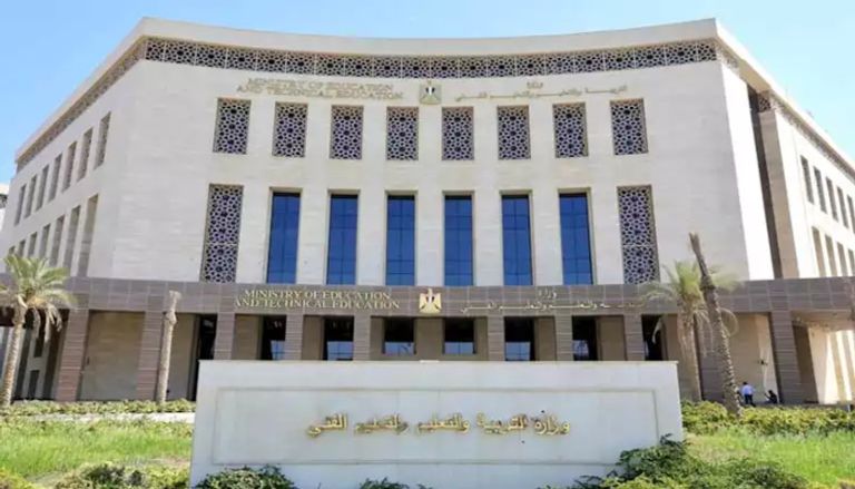 تسريب امتحان العربي ثانوية عامة 2025 في مصر