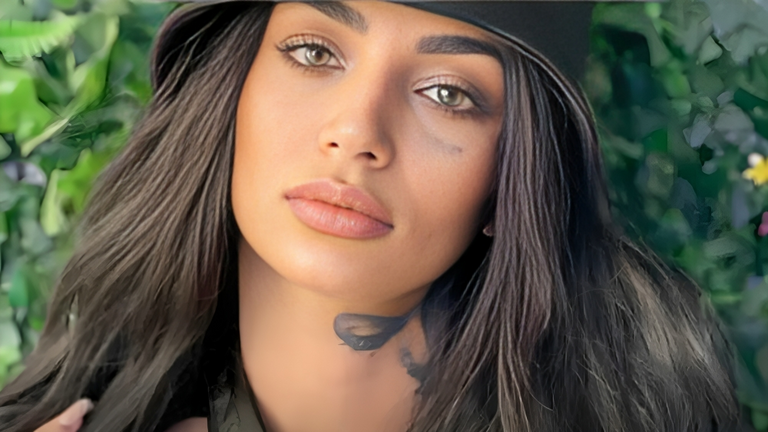 المغنية البرازيلية آنا باربرا بوربلدريني المغنية البرازيلية آنا باربرا بوربلدريني