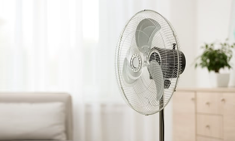 المروحة قد تكون غير فعالة إذا لم تُوضع في الاتجاه الصحيح.