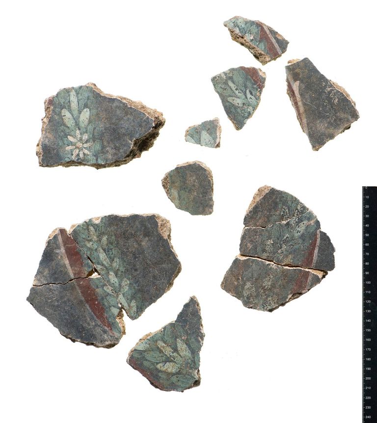 إعادة تركيب اللوحة الرومانية المفقودة منذ 1800 عام باستخدام آلاف القطع