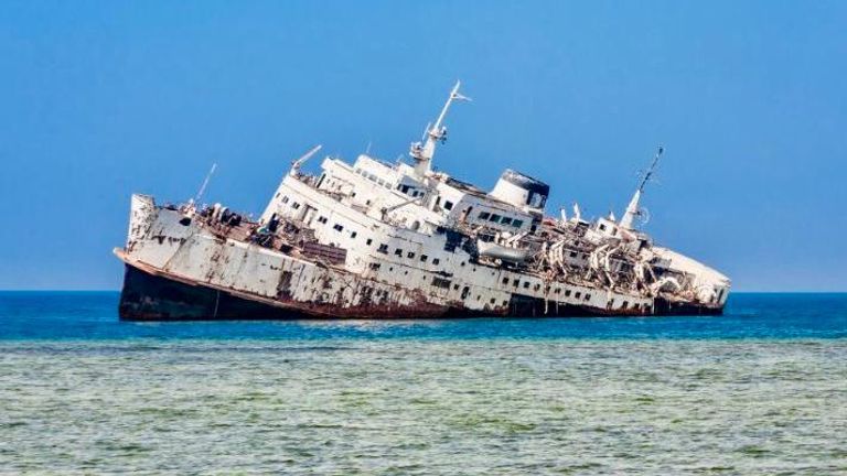 التسرب النفطي قبالة عدن