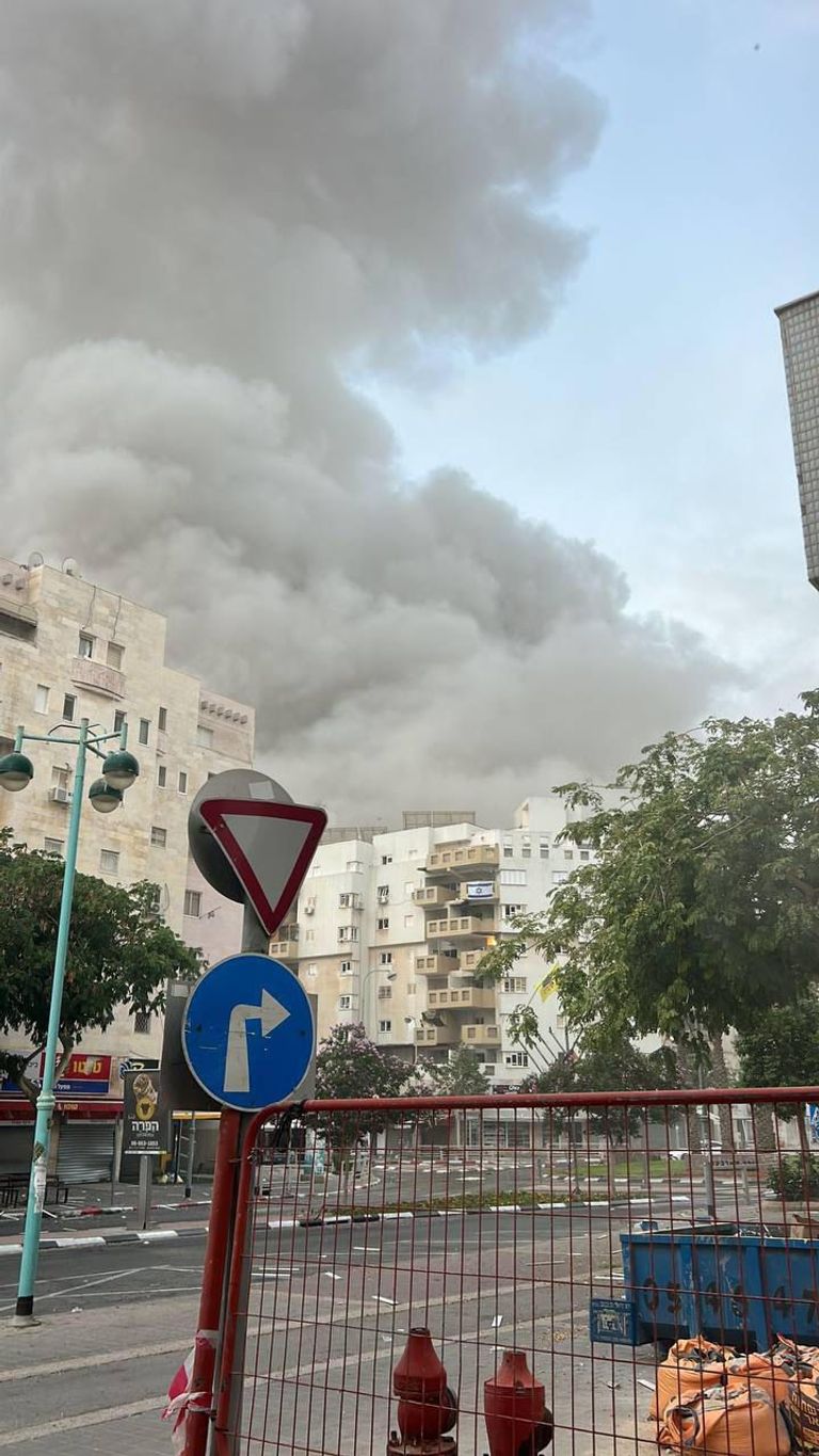 جانب من الدمار بعد قصف إيراني