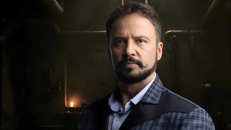 الفنان مكسيم خليل 