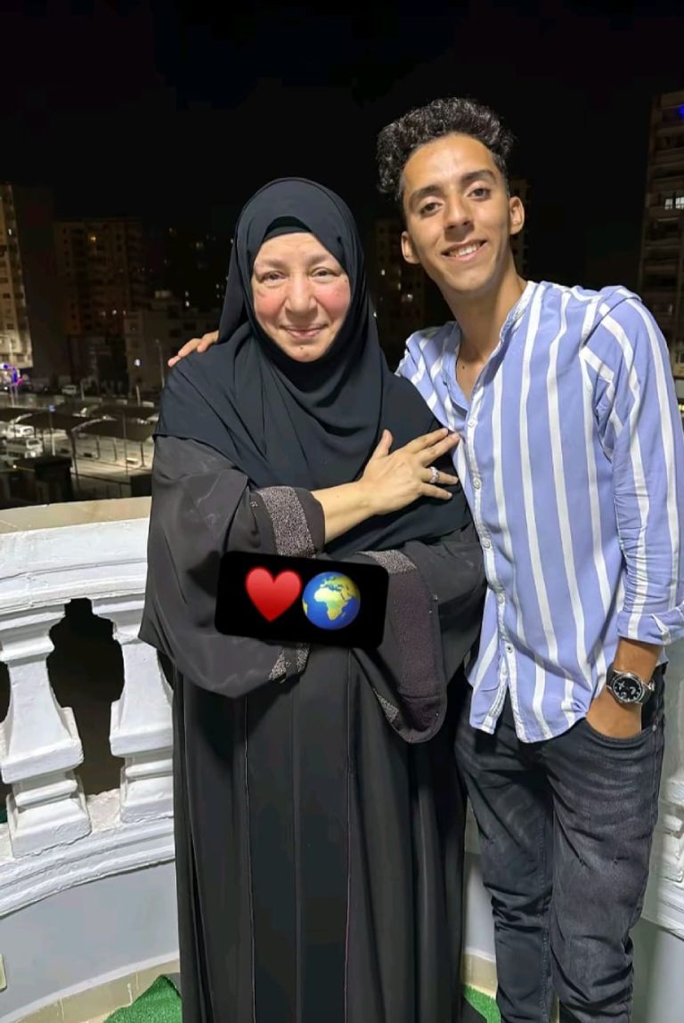 حقيقة أحدث ظهور لعبلة كامل