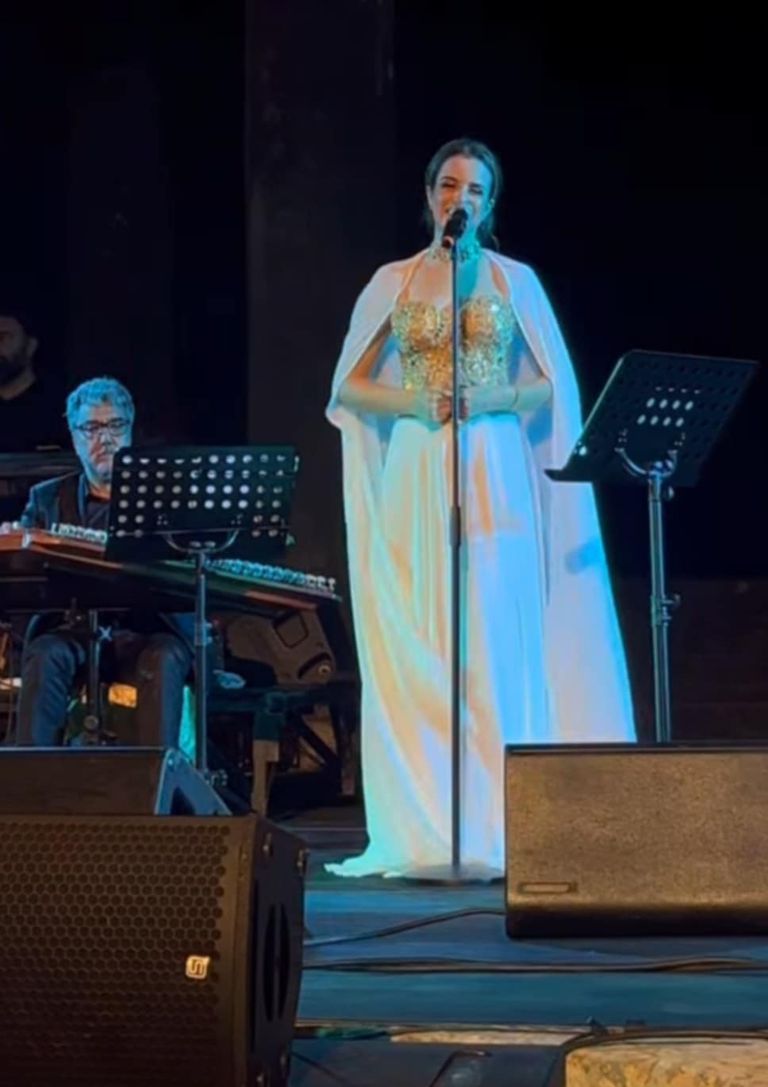 الفنانة آية دغنوج