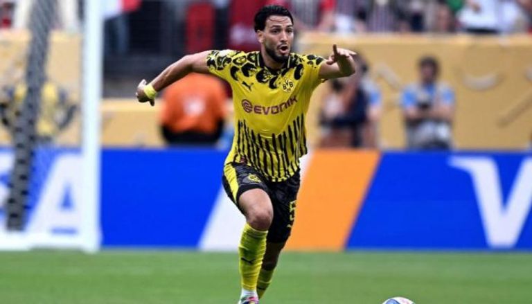 بن سبعيني مدافع بروسيا دورتموند