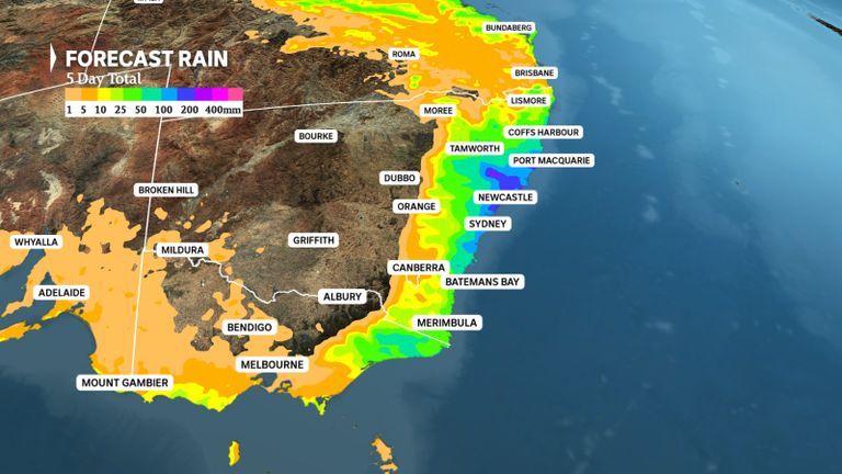 رياح وأمطار عنيفة تجتاح أستراليا