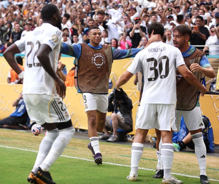 غونزالو غارسيا مهاجم ريال مدريد