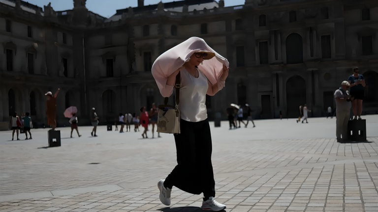 موجة حر تجتاح أوروبا موجة حر تجتاح أوروبا