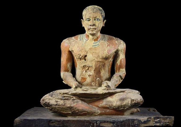 تمثال متري شهادة خالدة على براعة المصري القديم في فن الواقعية