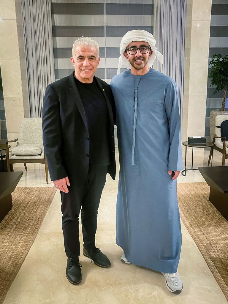 لقاء الشيخ عبدالله بن زايد آل نهيان وزعيم المعارضة الإسرائيلية