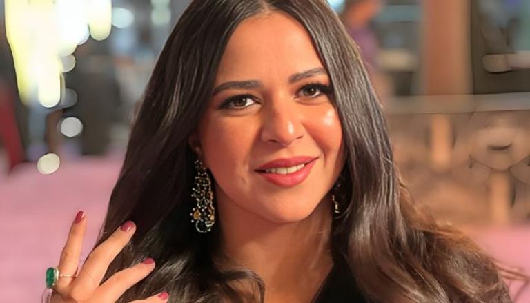الفنانة إيمي سمير غانم