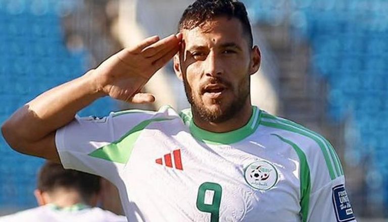 يوسف بلايلي نجم منتخب الجزائر