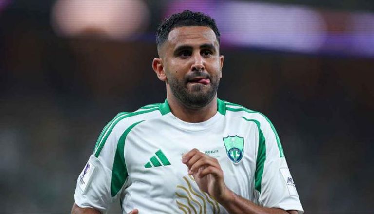 محرز نجم الأهلي السعودي