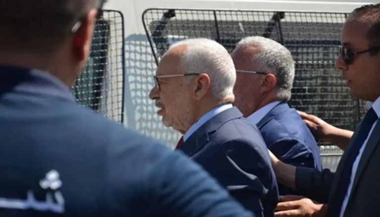 الغنوشي خلال محاكمة سابقة